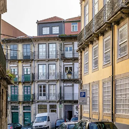 Door 65 - Historical Center Apartments Porto Exterior photo