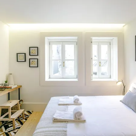 Door 65 - Historical Center Apartments Porto Exterior photo