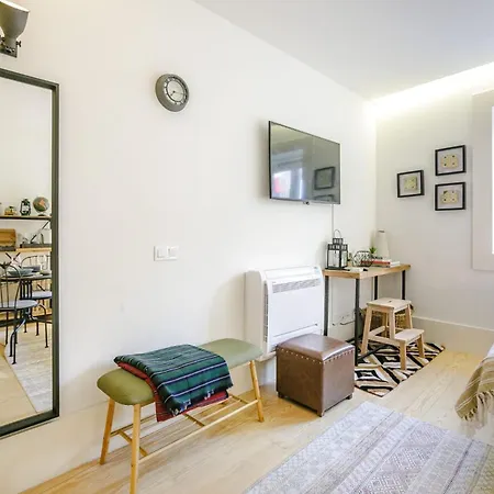 Door 65 - Historical Center Apartments Porto Exterior photo